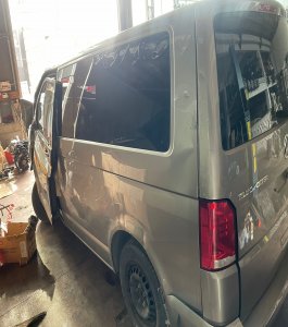 T7 Transporter sol arka kesme çamurluk Çıkma volkswagen