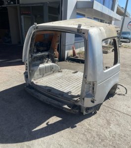 Vw Caddy 2016 kesme sag arka çamurluk
